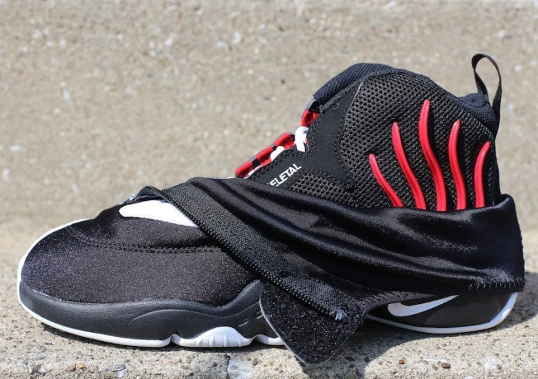 Nike Air Zoom Flight “The Glove” – Release Reminder