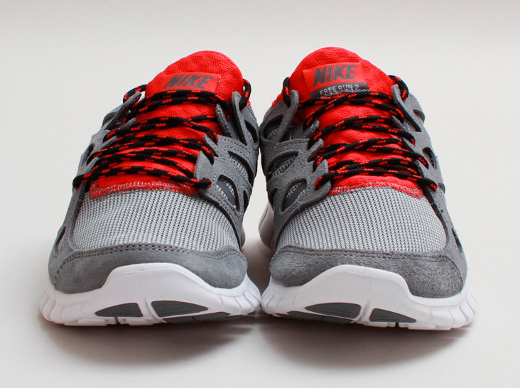 Nike Free Run 2 Cool Grey Red Black 1