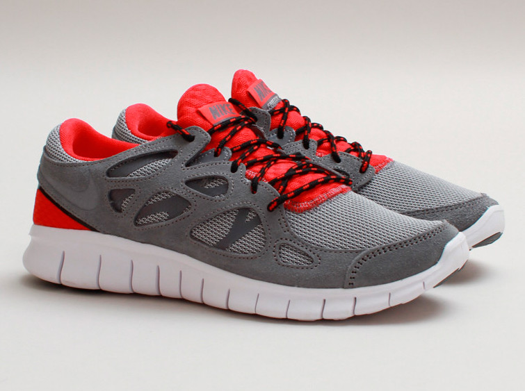 Nike Free Run 2 Cool Grey Red Black 2