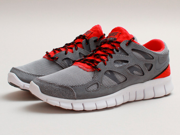 Nike Free Run 2 Cool Grey Red Black 3