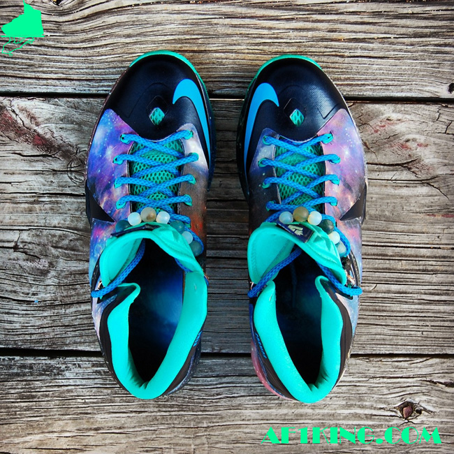 Nike Lebron 10 King Of The Cosmos 07