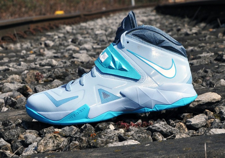 Nike Zoom Soldier VII – Light Armory Blue – White – Gamma Blue – Armory Slate