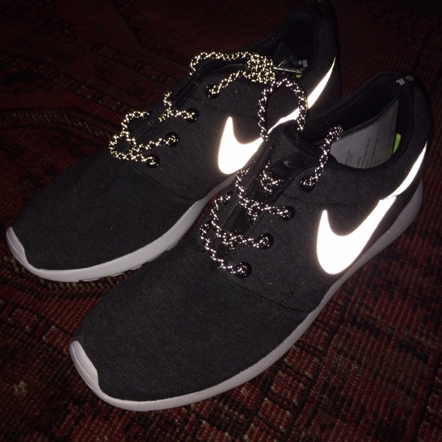 Nike Roshe Run 3m Swoosh 01