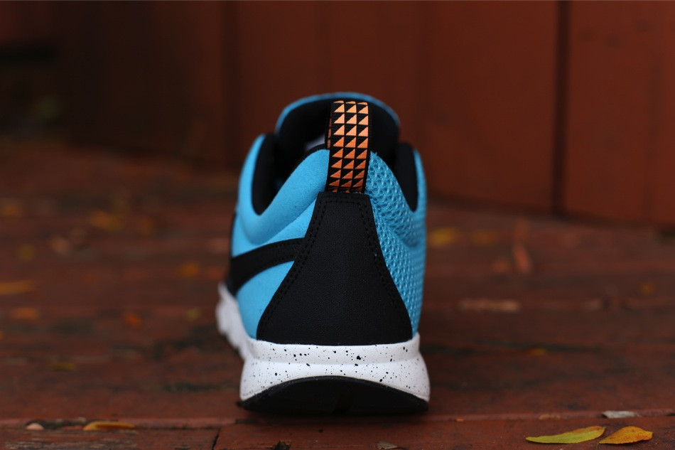 Nike Trainerendor Gamma Black Atomic 03