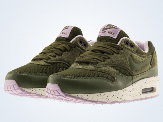Titolo  Shop Wmns Nike Dunk Low «Medium Olive» here at Titolo