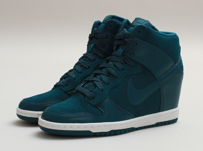 Nike Wmns Dunk Sky Hi Dark Sea 1