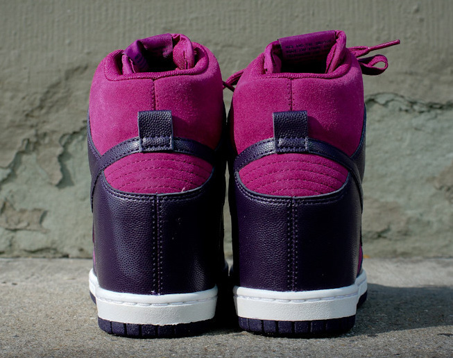 Nike Wmns Dunk Sky Hi Purple Dynasty 02