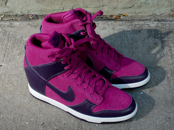 Nike Wmns Dunk Sky Hi Purple Dynasty 03