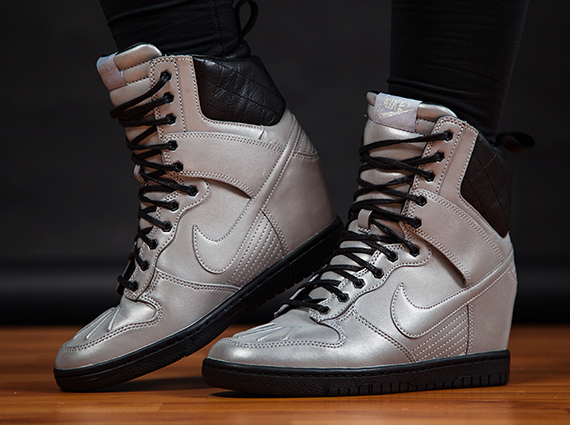 nike sky hi silver