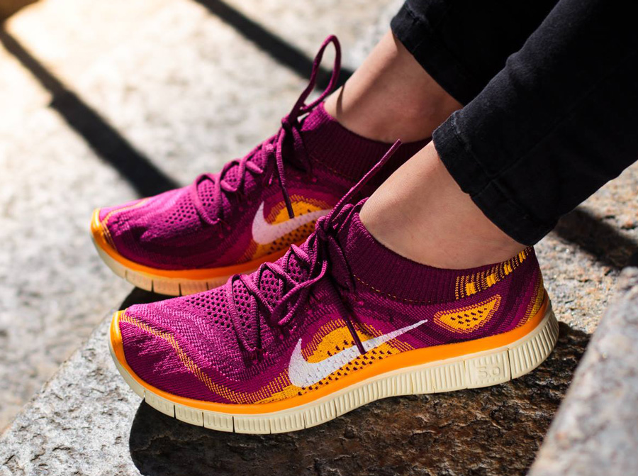Nike Wmns Free Flyknit Red Berry Orange 1