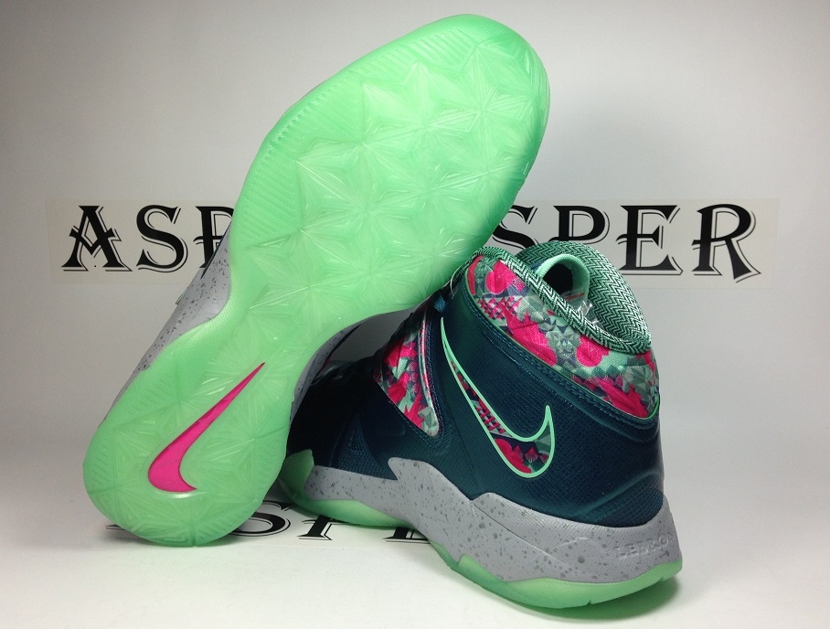 Nike Zoom Soldier Vii Dark Sea Pink Flash Green Glow Wolf Grey 05