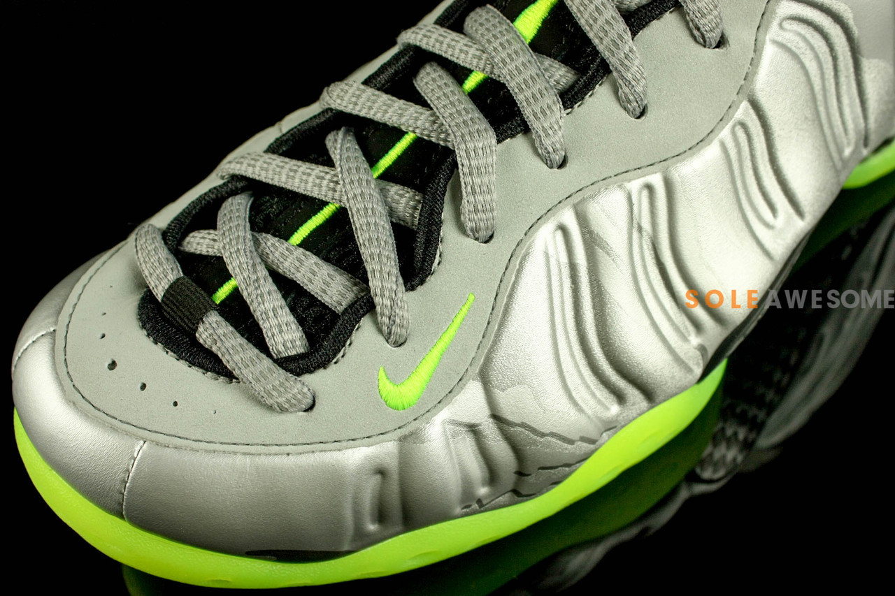 Silver Lime Nike Air Foamposite One 02