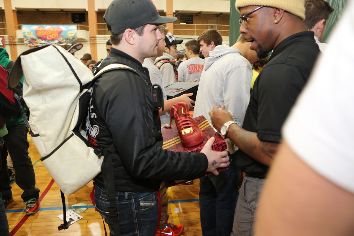 Sneaker Con Chicago Oct 2013 Event Recap 0043