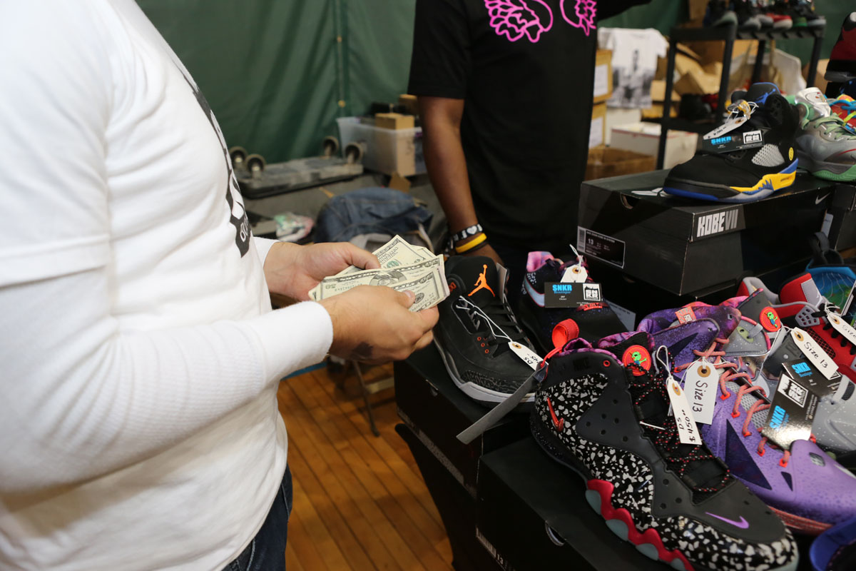 Sneaker Con Chicago Oct 2013 Event Recap 0132