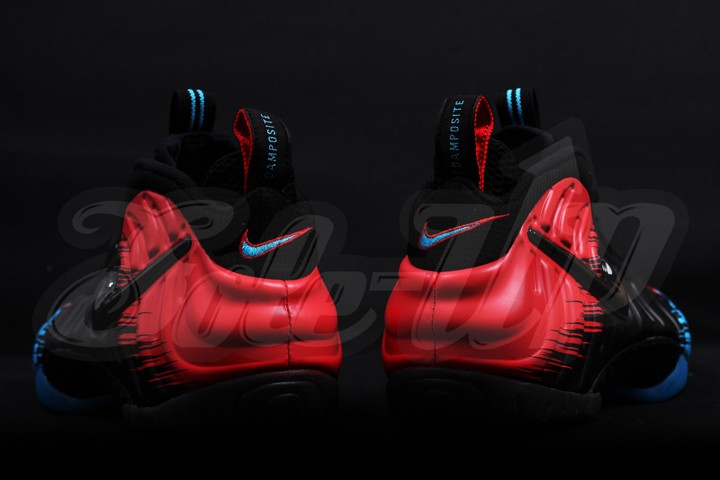 Spider Man Nike Air Foamposite Pro 04