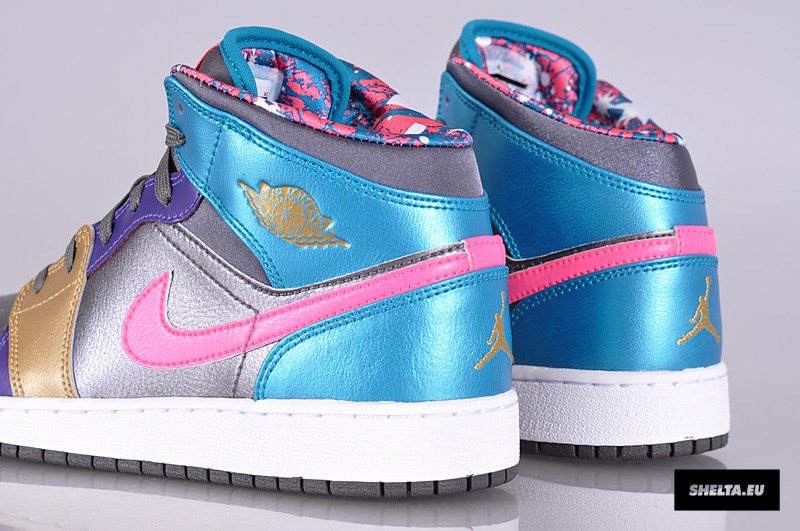 Air Jorda 1 Mid Gs Metallic Dark Grey Metallic Gold Court Purple 06