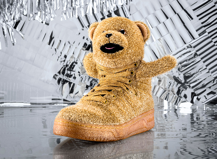 achter armoede Regelen Jeremy Scott x adidas Originals "Holiday Bears" - SneakerNews.com