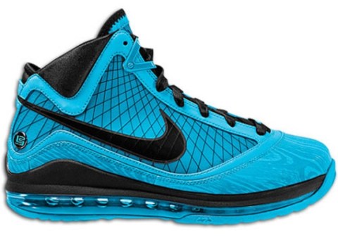 11 Days of Nike LeBron: The Air Max LeBron VII - SneakerNews.com