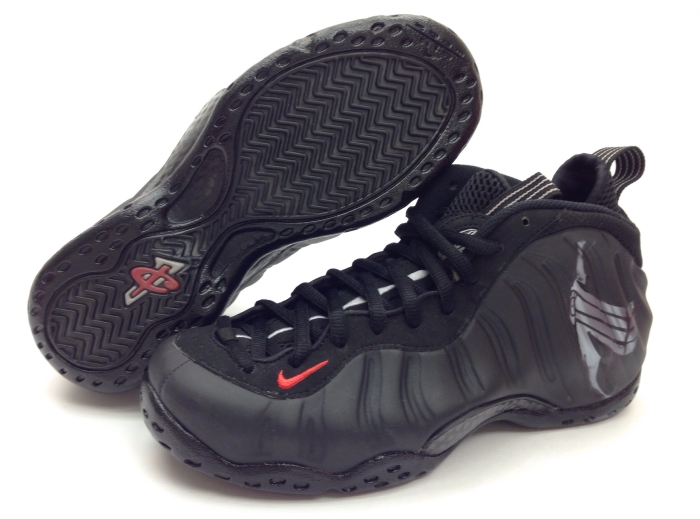 Nike Air Foamposite One Snake Eyes Custom 03