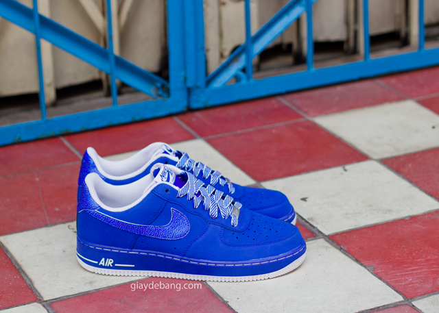 Nike Air Force 1 Low Blue Striped Laces 01