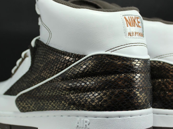 Nike Air Python SP – White – Baroque Brown