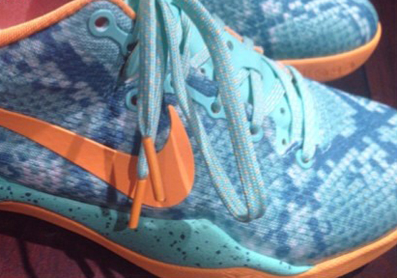 Nike Kobe 8 "Aqua Python"