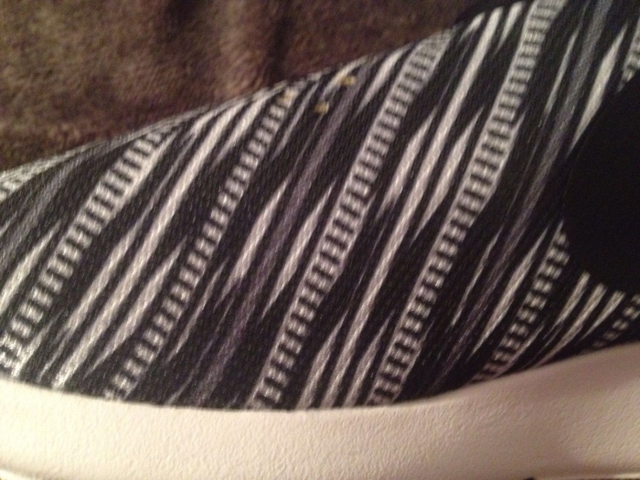 Nike Roshe Run Slip On Black White 04