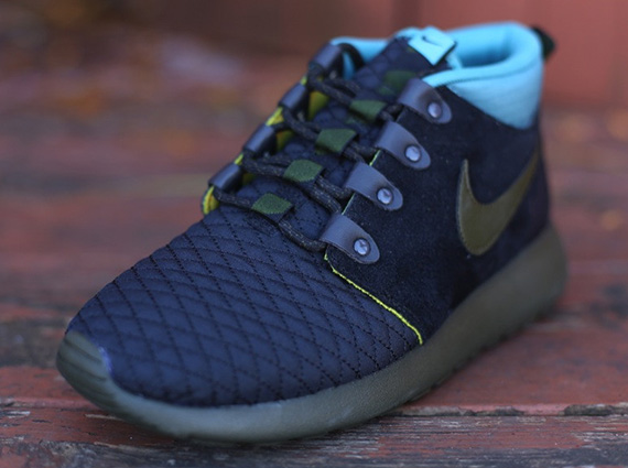 Nike Roshe Run Sneakerboot – Black – Mineral Teal – Dark Loden