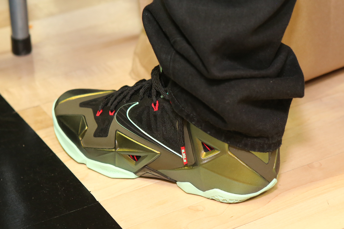 Sneaker Con Nyc November 2013 On Feet 102