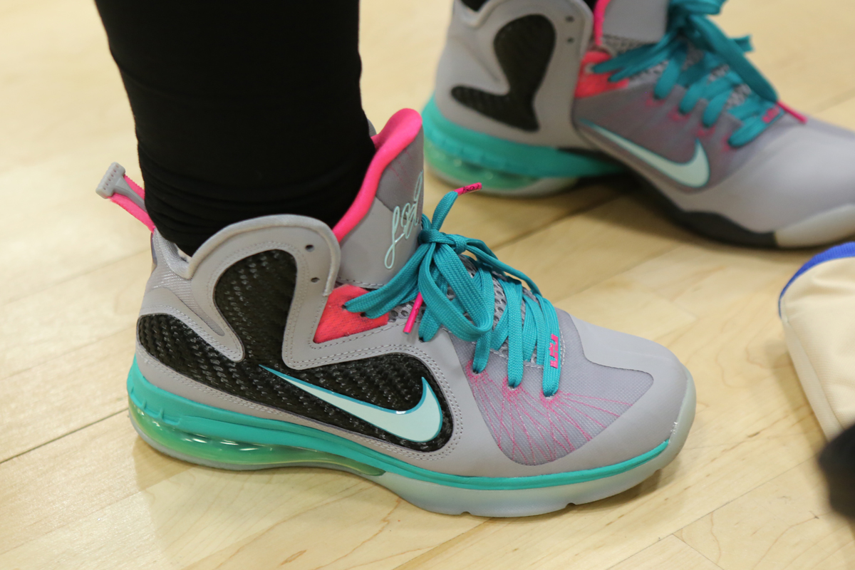 Sneaker Con Nyc November 2013 On Feet 197