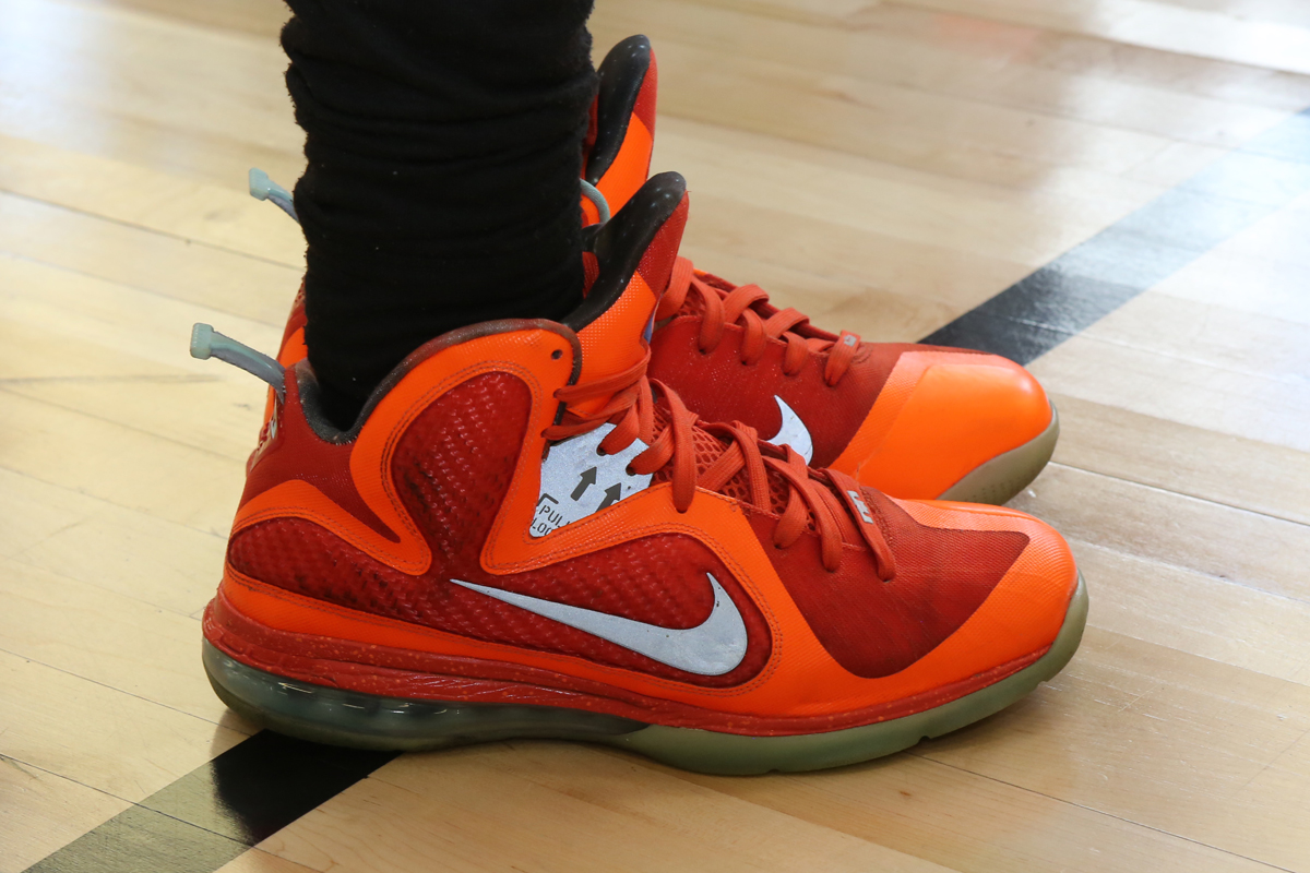 Sneaker Con Nyc November 2013 On Feet 32