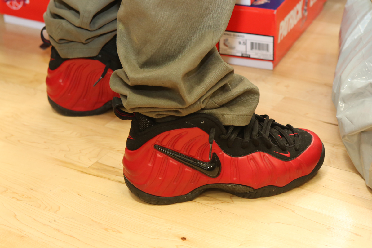 Sneaker Con Nyc November 2013 On Feet 54