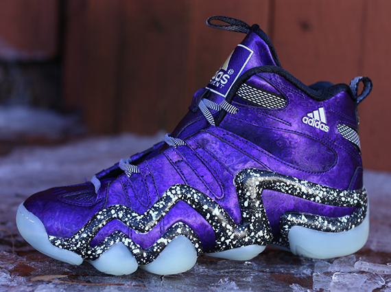 Nightmare before 2025 christmas adidas