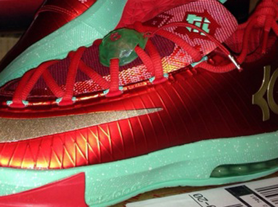“Christmas” Nike KD 6