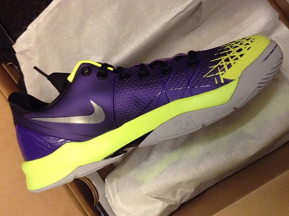 Nike Zoom Kobe Venomenon 4 - Court Purple - Wolf Grey - Volt | Release Date