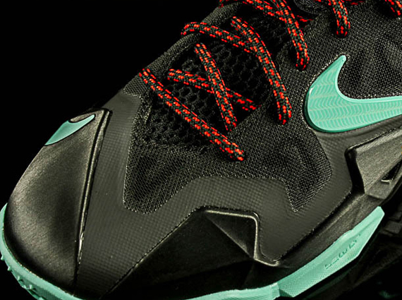Nike LeBron 11 GS – Black – Mint – Red