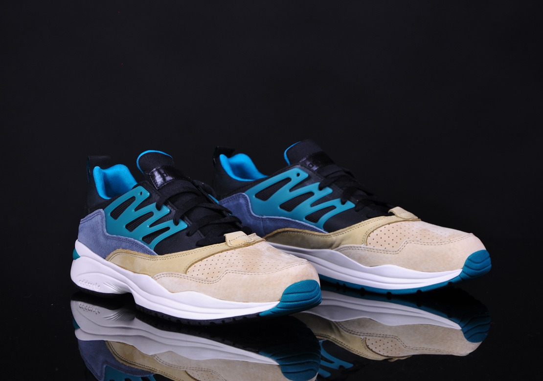 Mita Sneakers Adidas Torsion Allegra Arriving 06
