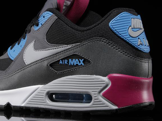 Nike Air Max 90 Essential – Black – Blue – Pink