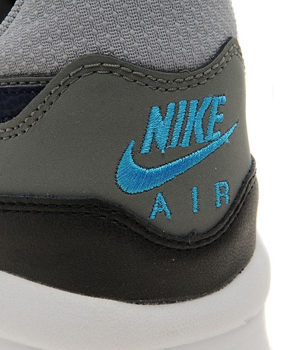 Nike Air Max Light Base Grey Dark Obsidian Blue 04