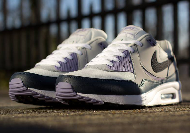 Nike Air Max Light Essential Grey Obsidian Grey 2