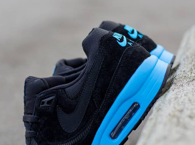 Nike Air Max Light Prm Black Vivid Blue 05
