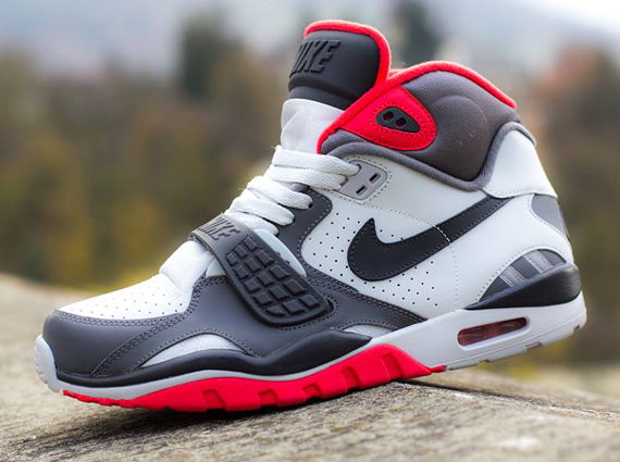 Nike Air Trainer Sc 2 White Grey Light Crimson 1