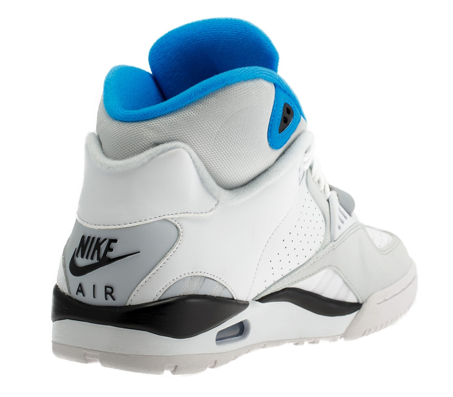 Nike Air Trainer Sc Ii White Wolf Photo 01