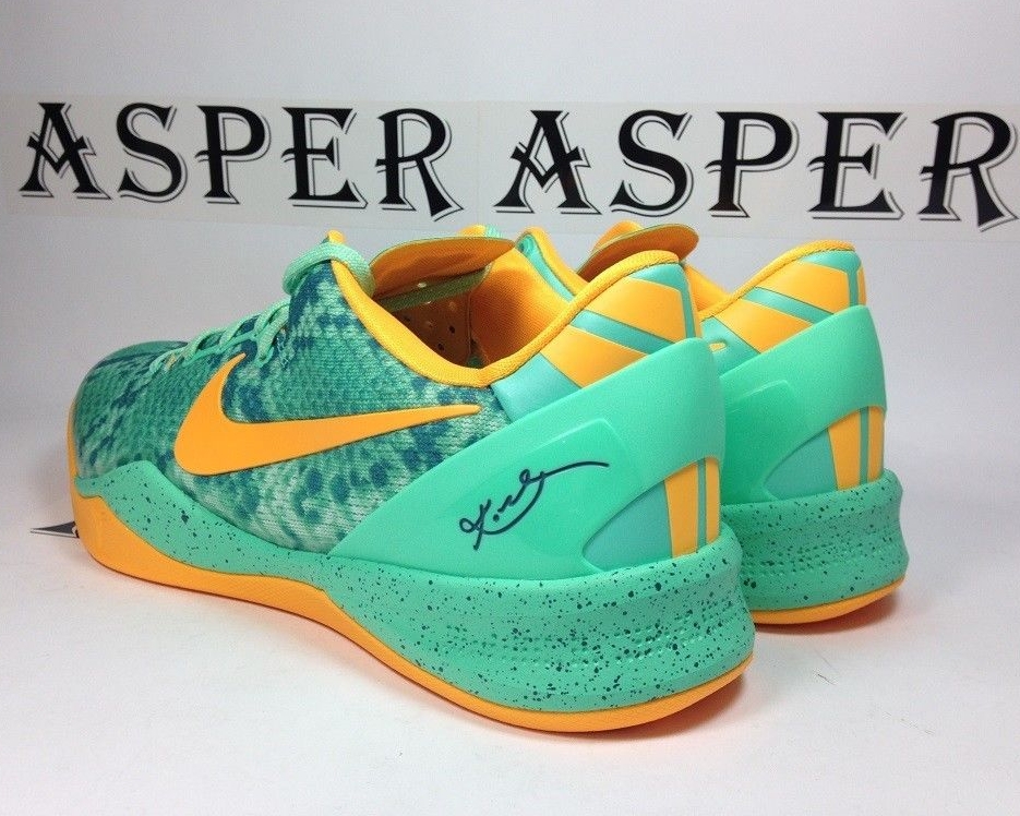 Nike Kobe 8 Green Glow Available On Ebay 01