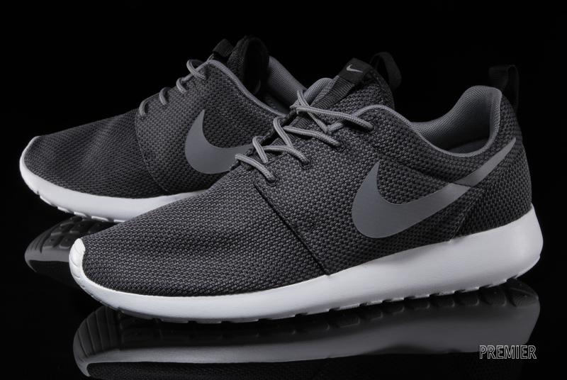 Nike Roshe Run Black Cool Grey White 03