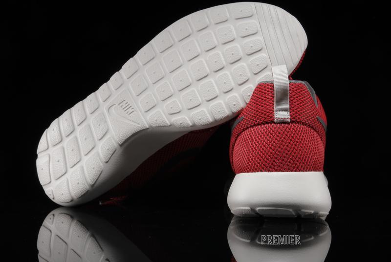 Nike Roshe Run Red Velvet Brown 05