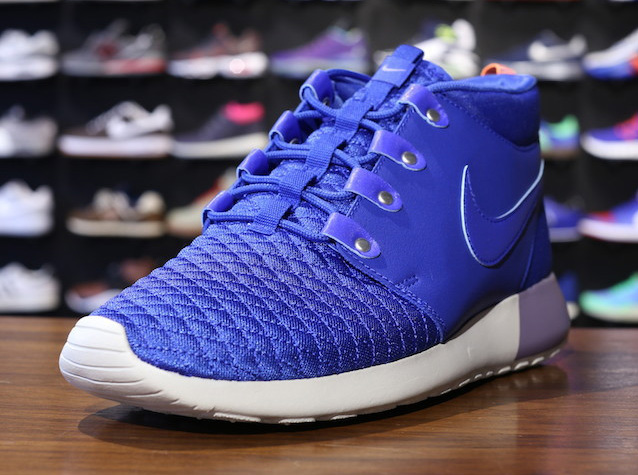 Nike Roshe Run SneakerBoot – Game Royal – Atomic Orange