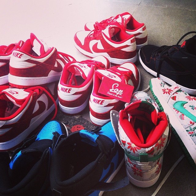 Nike Sb Dunk Low White Red 2014 Sample 01