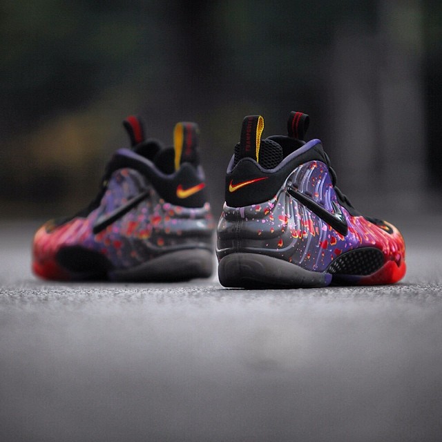 Nike Sportswear Asteroid Pack 01