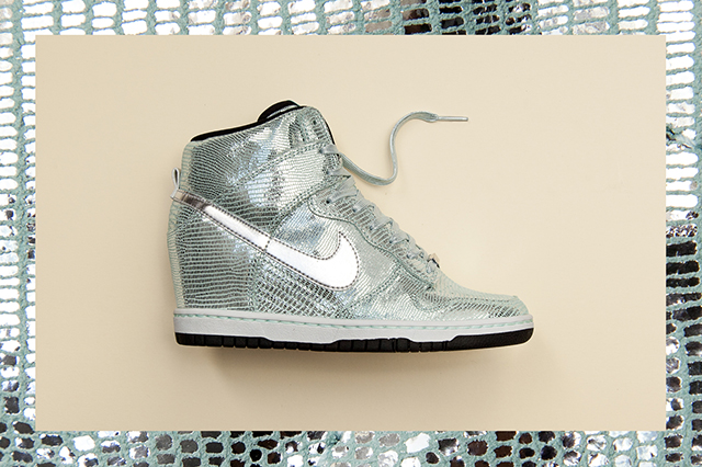 Nike Wmns Disco Ball Pack 05